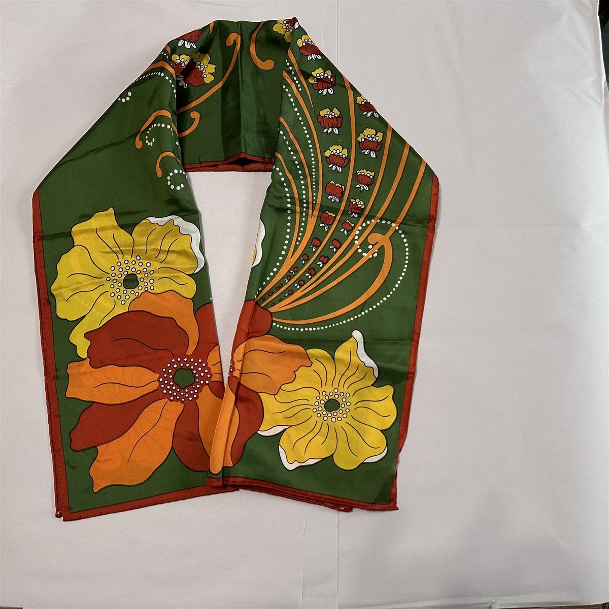 Très joli foulard  ERRE  vintage soie scarf - 90 cm x 90 cm