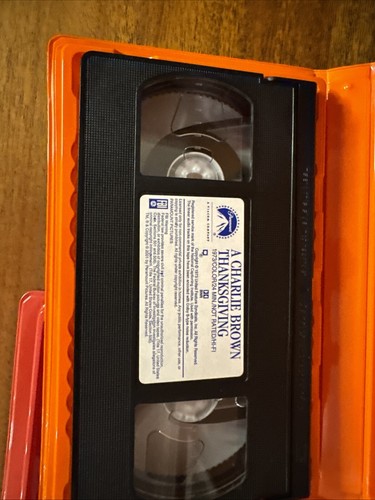 Peanuts Classic Holiday VHS Collection - Picture 4 of 6