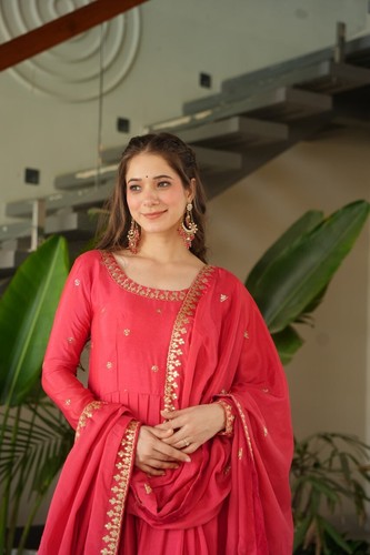 Pink Anarkali Gown With Dupatta Indian Party Wear Gown - Picture 12 of 15