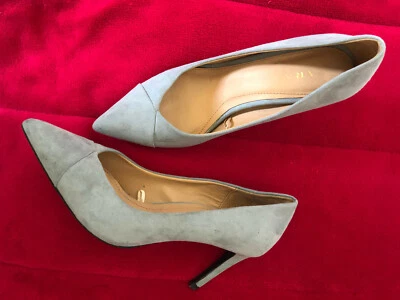 jolis escarpins daim gris ZARA taille 38 - Photo 1/4