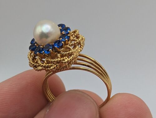 Vintage Blue Spinal 18k Flower Pearl Ring 18k Halo Setting Pearl Flower Ring - Picture 1 of 7