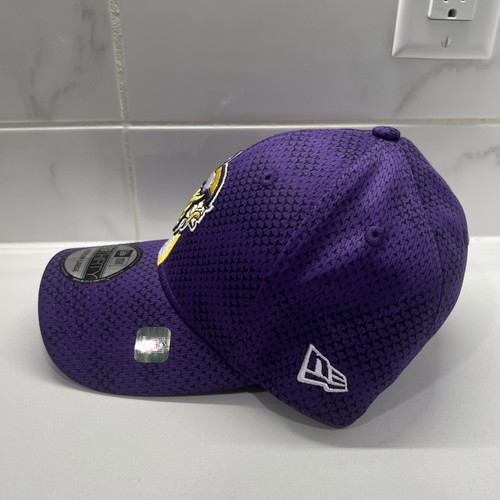 New Era 39THIRTY Minnesota Vikings 2024 Sideline Hat Cap Flex Purple Size M/L - Afbeelding 2 van 6