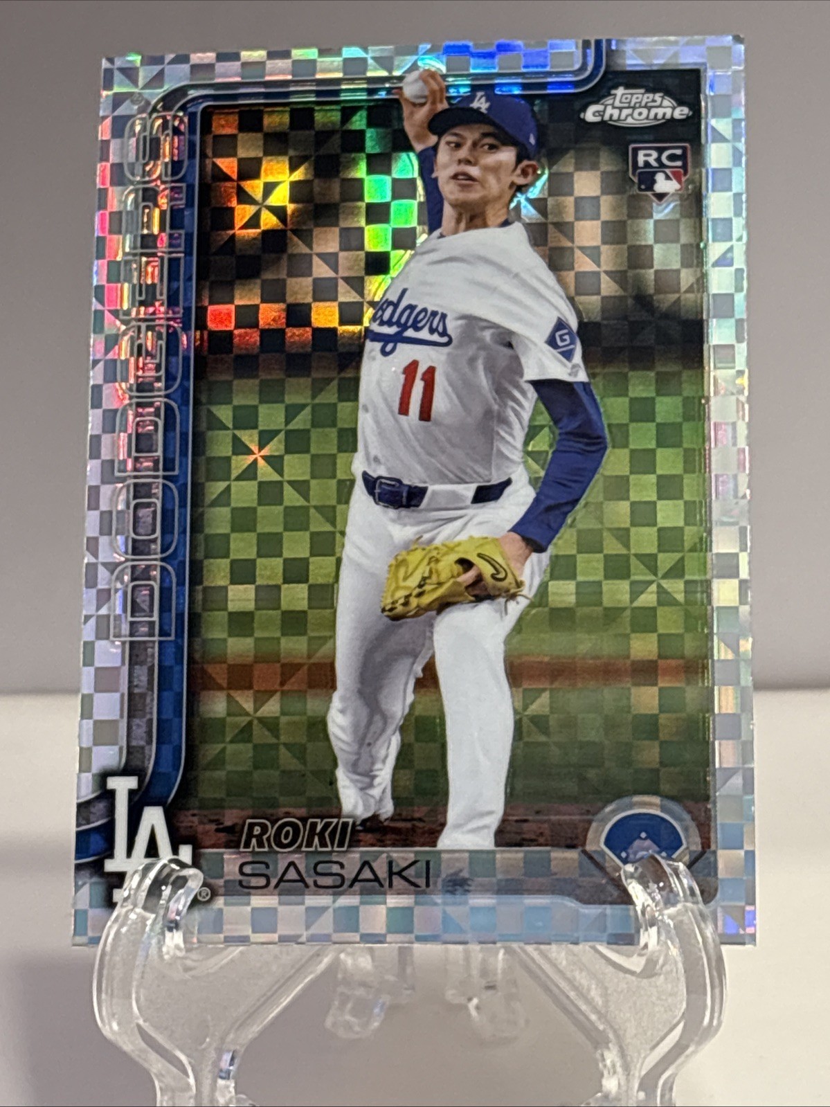 2025 Topps Chrome Roki Sasaki #217 X-Fractor (RC)