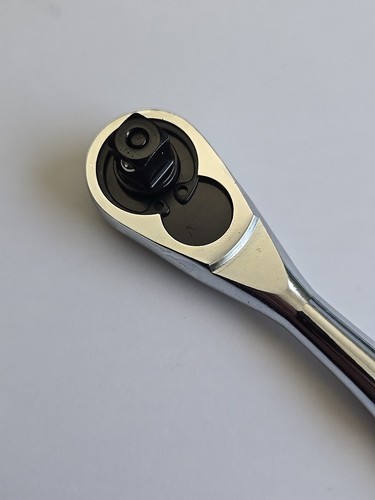 Craftsman 99964 3/8" Drive Polished Chrome Ratchet 7-3/4" Z-AP - Picture 3 of 5