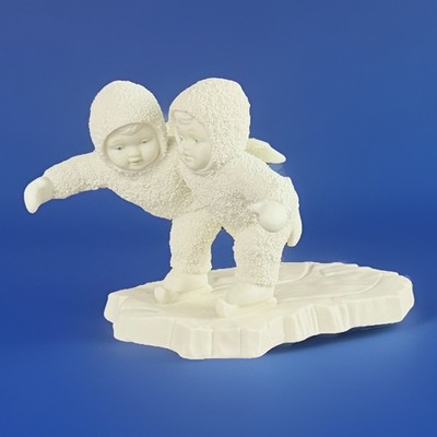 Snowbabies ''WE MAKE A GREAT PAIR'' 68438 Department 56 Ice Skating Christmas EUC!