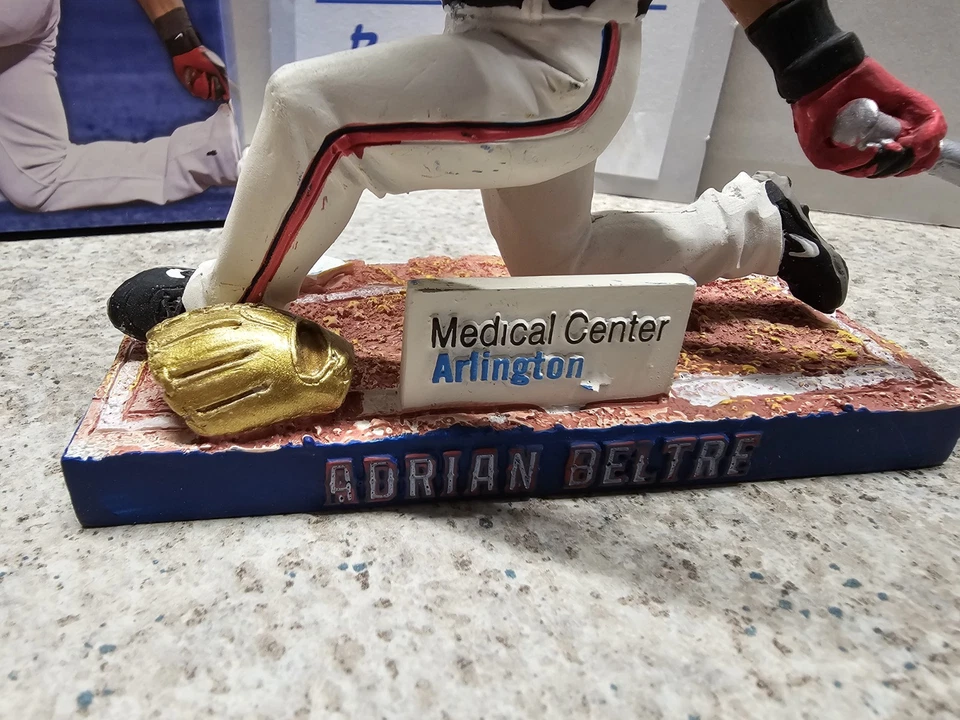 Bobblehead Adrian Beltre Texas Rangers MLB 2012 SGA NUEVO EN CAJA SS GG Foto 3 de 4