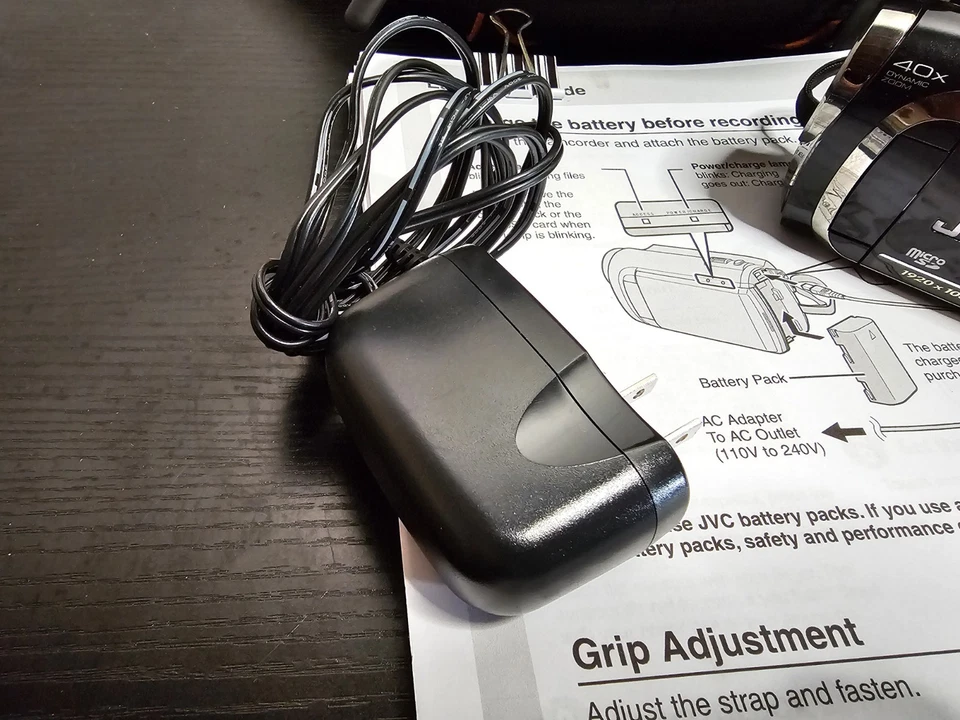 Videocámara JVC Everio GZ-MG670BU 80GB HDD + 2 baterías y cargador Foto 3 de 4