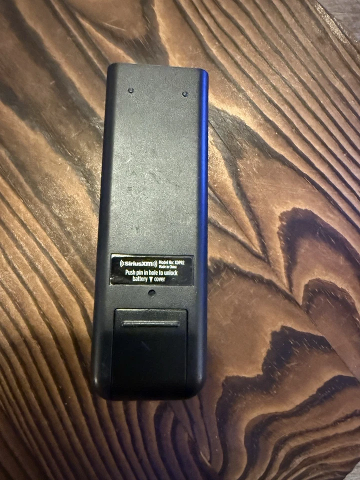 Genuine Original SiriusXM Satellite Radio XDPR2 Onyx PLUS V2.0 Remote Control - Image 2 of 2