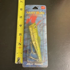 Matzuo America Jolly Roger Sinking Lure Salt/Fresh 4" Yellow Highly Reflective