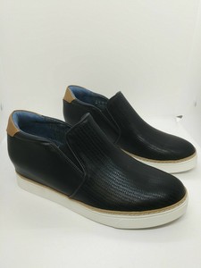 dr scholl's wanderfull sneaker