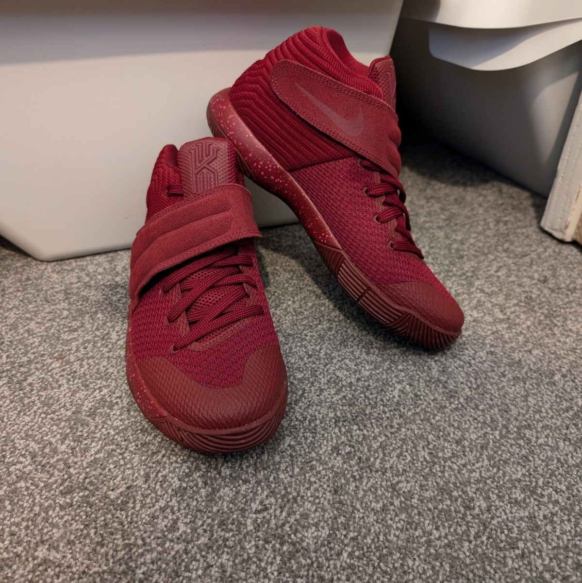 Kyrie 'Red Velvet' All Red Suede Burgundy Kyrie Irving shoes Nike UK
