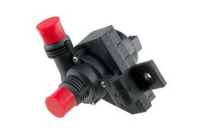 Pompe à eau BMW 645