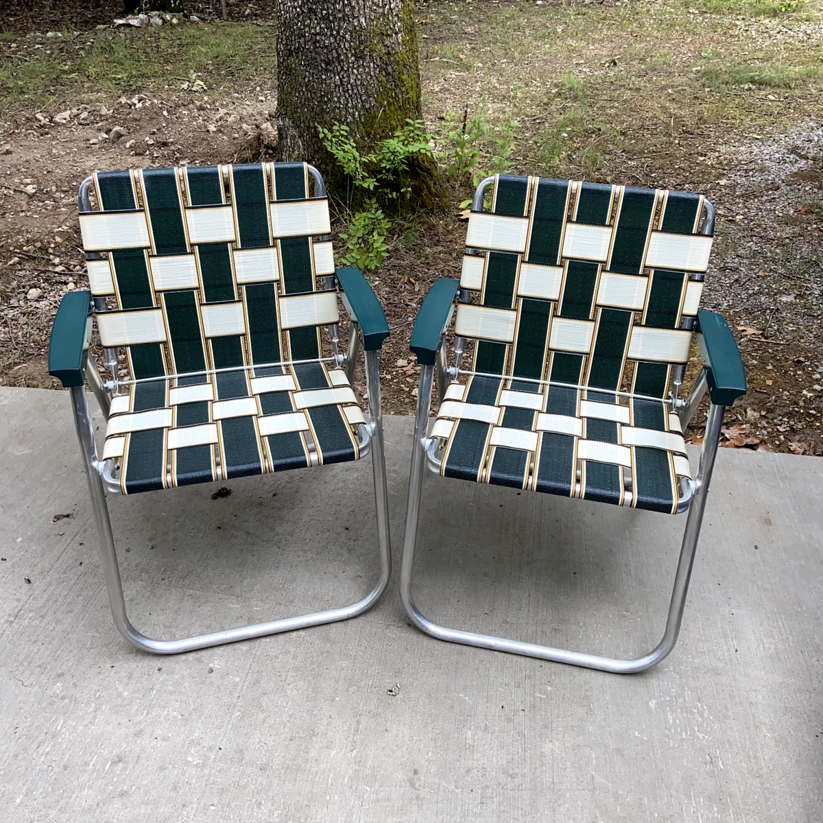 One Vintage Steel Frame Lawn Patio Folding Chair - Webbing Retro -  Blue/Green