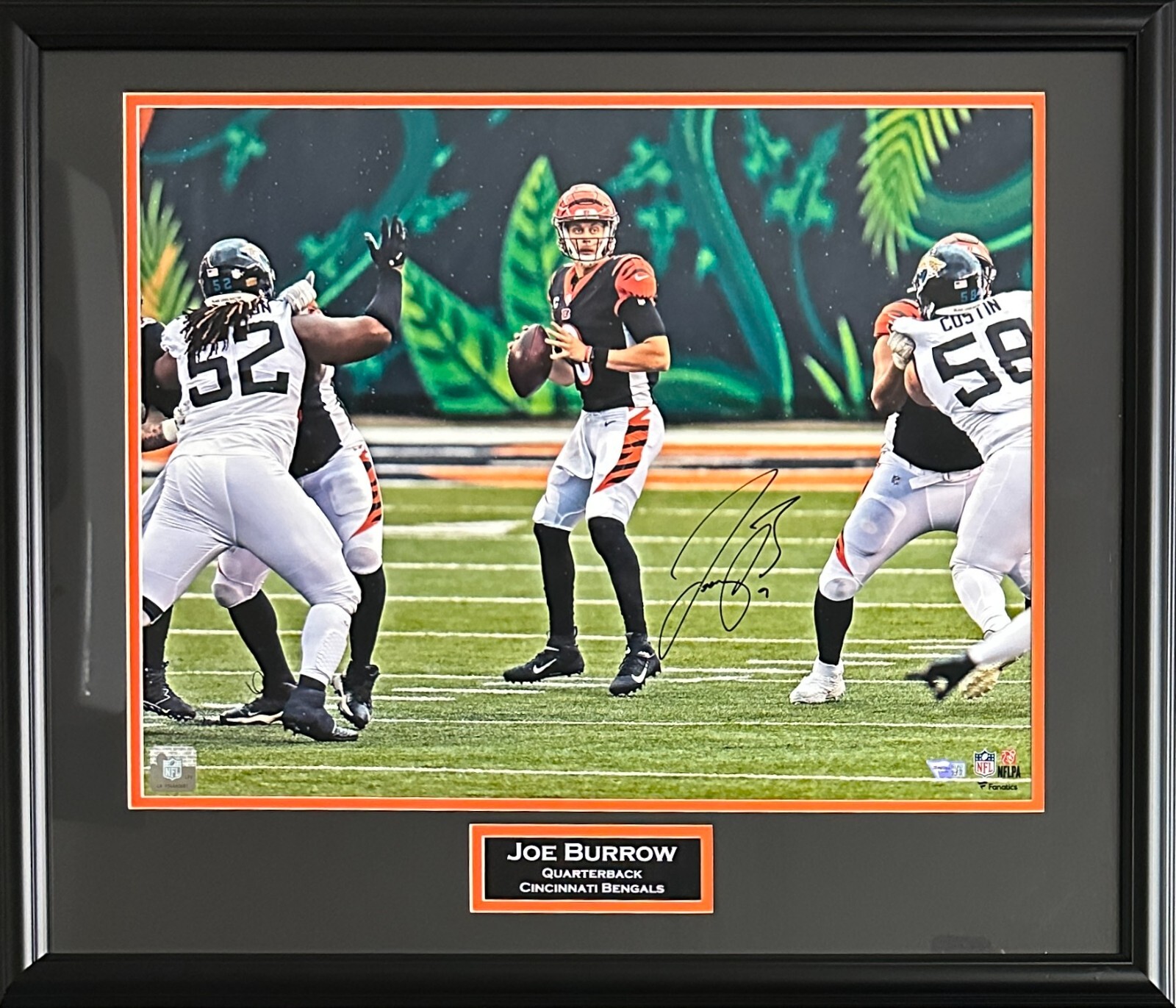 Joe Burrow Autographed Signed Cincinnati Bengals framed 16x20 photo NFL Fanatics 