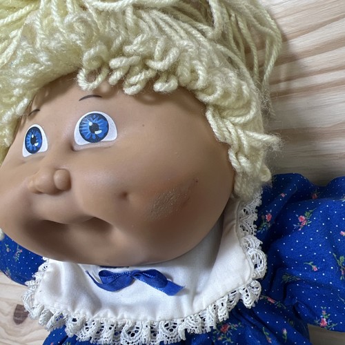Vintage 1984 Cabbage Patch Girl Doll Yellow Hair Blue Eyes HM3 Jesmar Spain - Picture 4 of 17