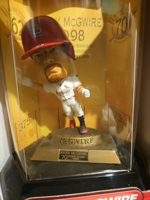 Headliners XL MARK MCGWIRE 70 Home Runs Commemorative Figure W