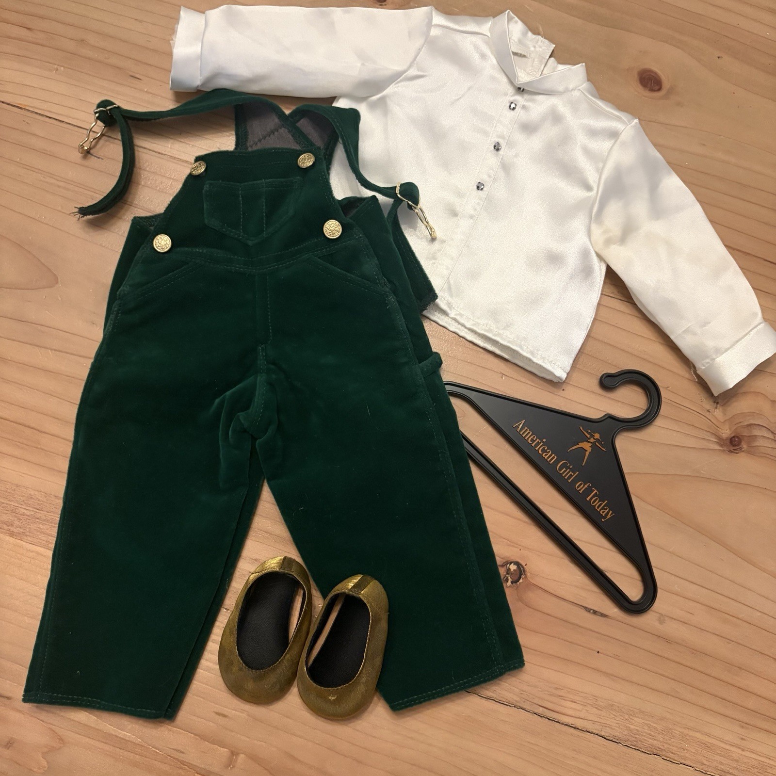 1998 American Girl of Today Pleasant Company Green Velvet Holiday Bib Overalls