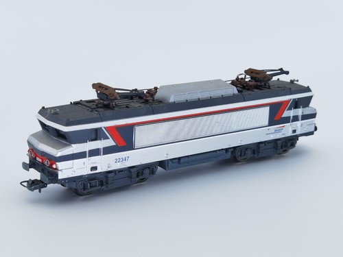 HO LIMA LOCOMOTIVE ELECTRIQUE SNCF 22347 FONCTIONNELLE AVEC ECLAIRAGE | Zustand: Occasion