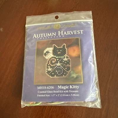 Magic Kitty Halloween Bead Ornament Kit Mill Hill 2006 Autumn Harvest