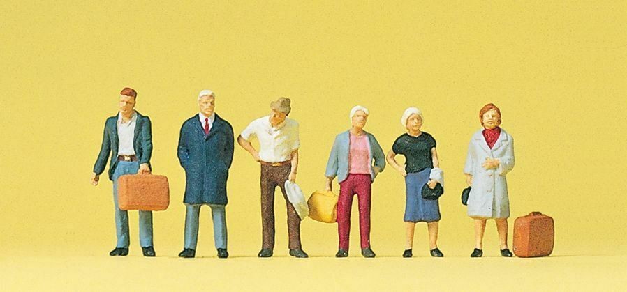 Standing Passengers (6) Exclusive HO/OO Figure Set Preiser 10504