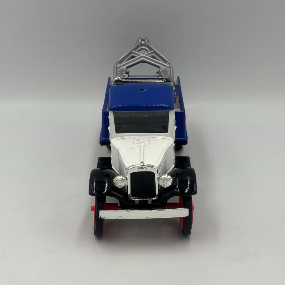 ERTL COLLECTIBLES 1931 HAWKEYE TOW TRUCK DIECAST METAL VEHICLE ~ 1/34 SCALE - Image 2 of 4