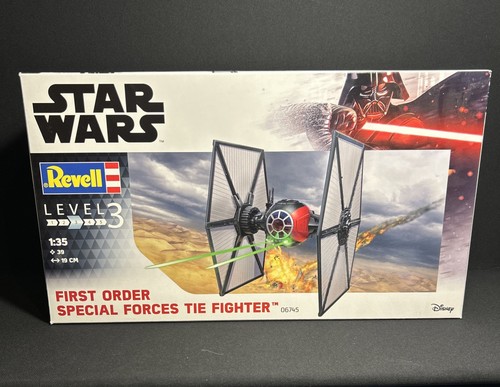 Revell 1:35 06745 Star Wars First Order Special Forces Tie Fighter *NEW* MH025