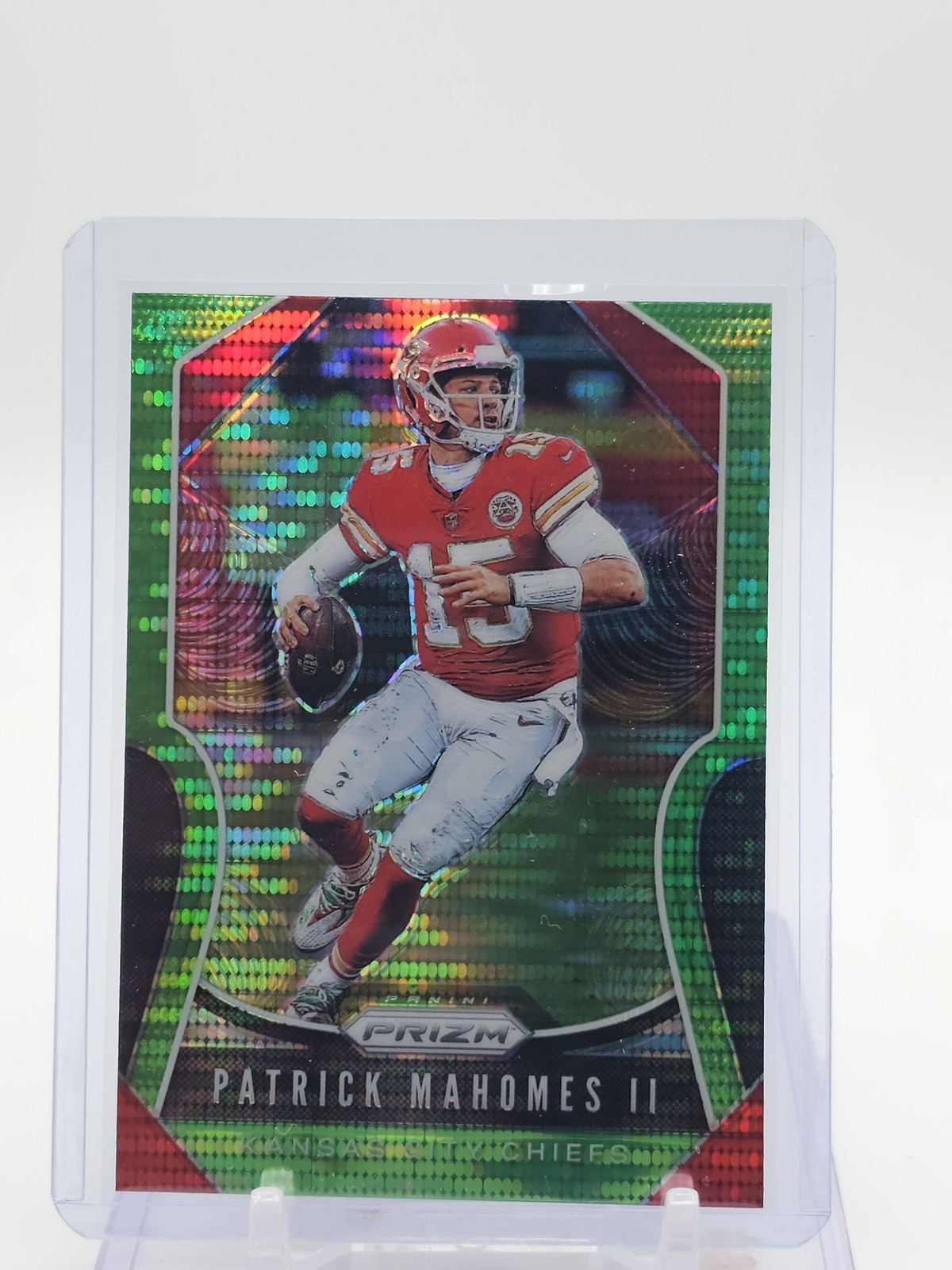 PATRICK MAHOMES II 2019 PRIZM NEON GREEN PULSAR #210 CHIEFS Q2885
