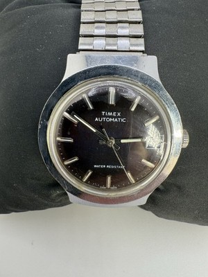 Working Vintage TIMEX 1978 Date Automatic  Mens Watch  Black Dial
