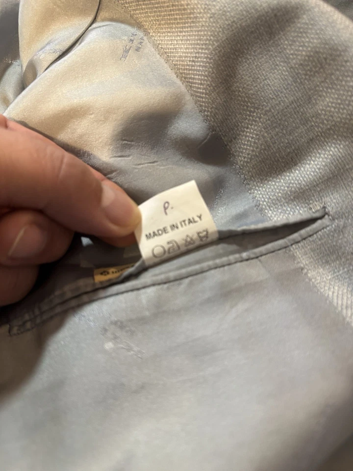 Blazer Abrigo Deportivo KITON BERGDORF 44R Gris 100% Cachemira 3 Botones Pequeño DEFECTO AGUJERO Foto 4 de 4