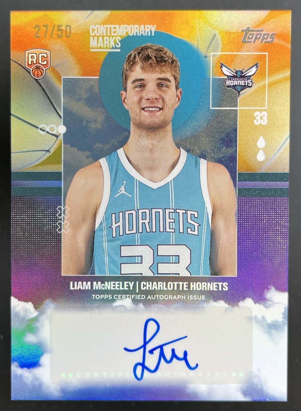 2025-26 Topps Liam McNeeley Contemporary Marks Gold Rainbow /50 RC Auto Hornets