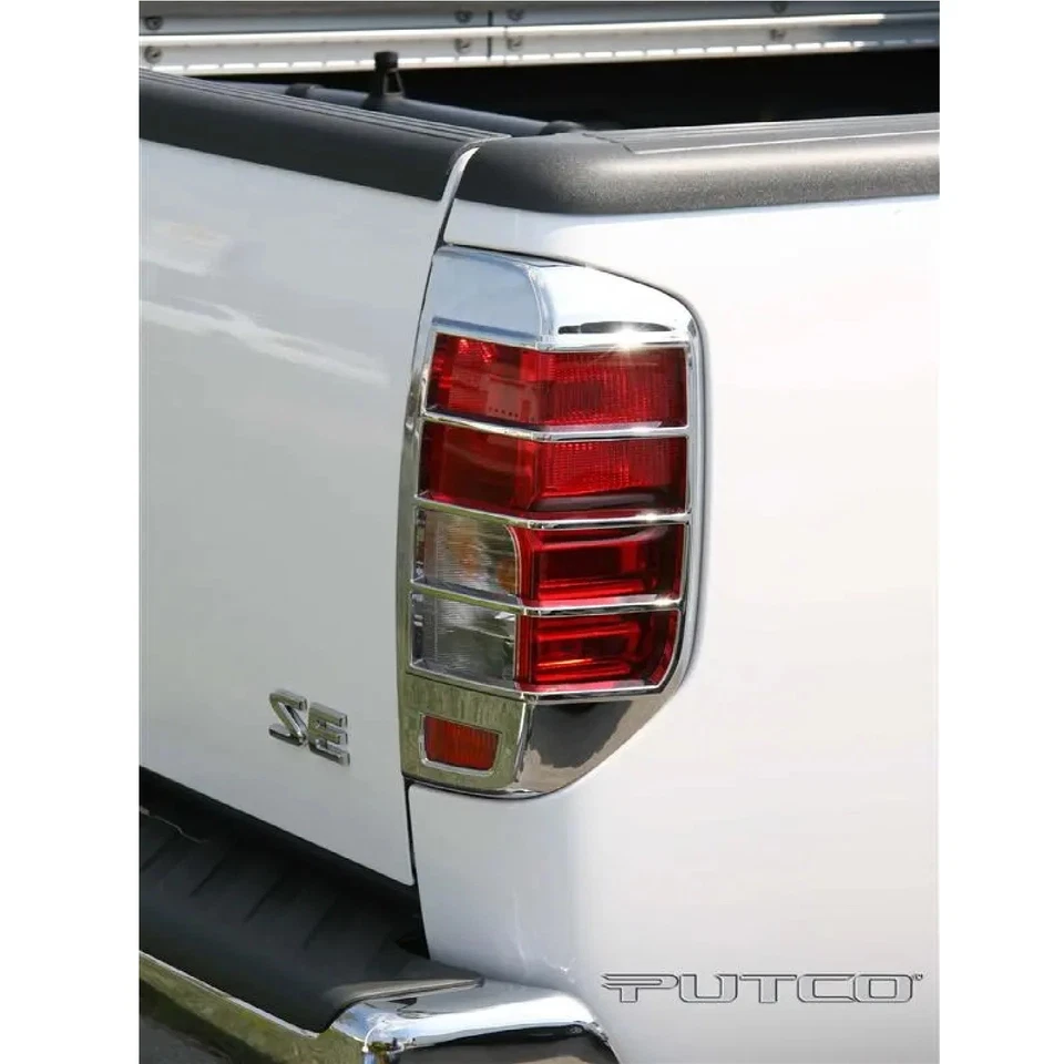Putco ABS Plastic Chrome Plated Tail Light Molding for 05-06 Nissan Frontier - Imagem 2 de 4