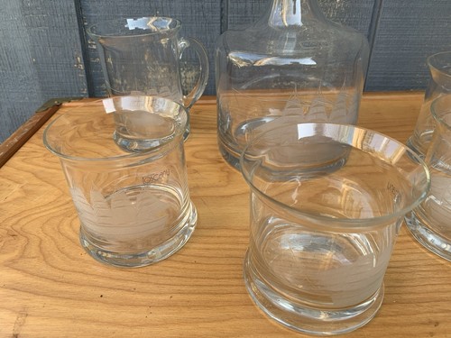 6er Set Schoner aus geätztem Glas Toskana Schiffskaraffe 5 Gläser & Becher mit Etiketten - Bild 3 von 4