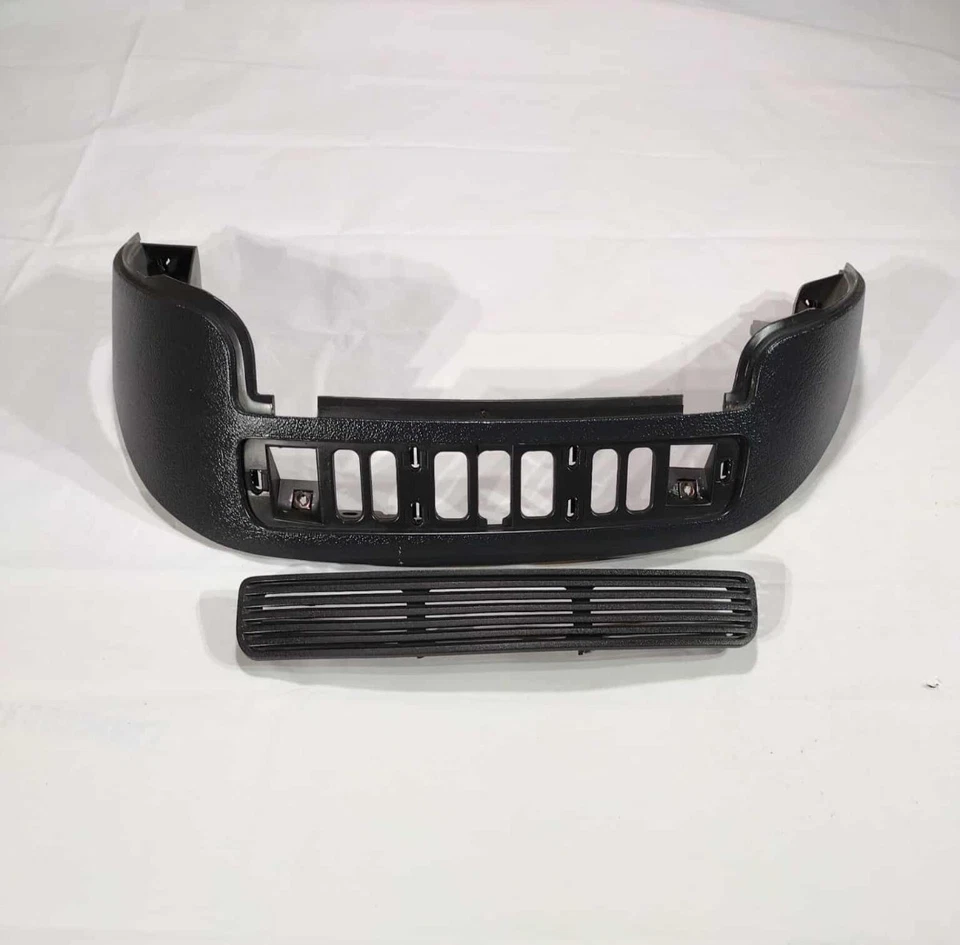 Cuadro de instrumentos Chrysler Lebaron Daytona 90-93 tablero bisel OEM Foto 3 de 4