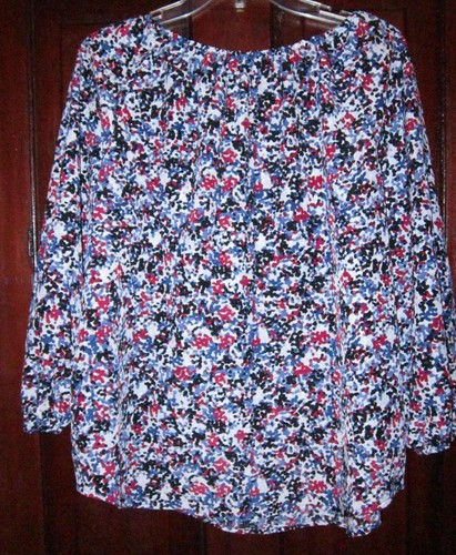 Jones NY Signature Sz M Top Blouse Shirt Artsy Polka Dot Print 3/4 Sleeve Flowy - Picture 2 of 3