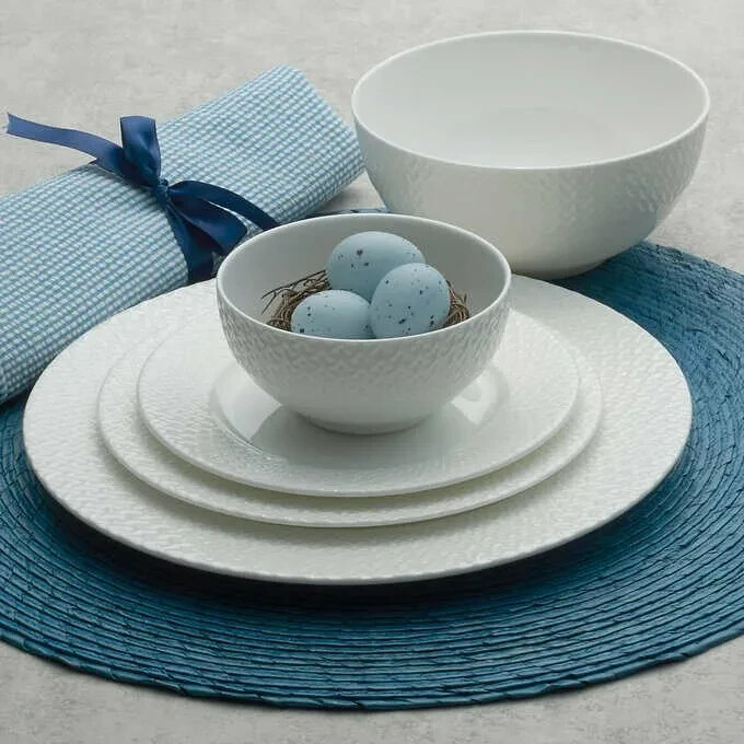 Mikasa Lattice 40-piece Bone China Dinnerware Set NEW FREE