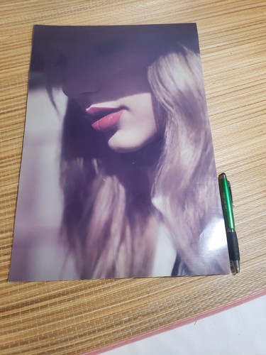 Taylor Swift Vogue Top Modeling 17 X 11 inches Clean New Poster - Picture 5 of 6