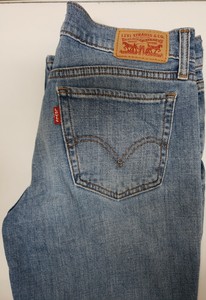 levi's 415 relaxed bootcut