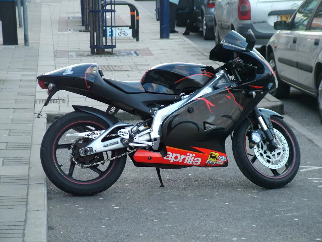 Aprilia rs 125 on sale 2005