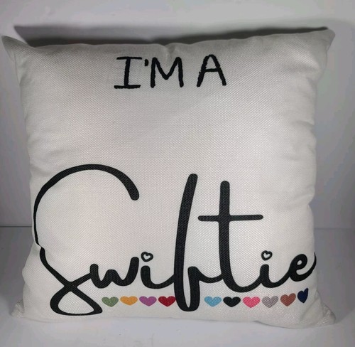 Taylor Swift Throw Pillow, I'm A Swiftie - 1989, AR - 18" x 18" - Picture 5 of 5