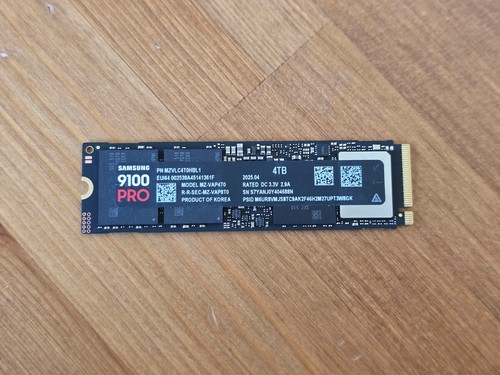 Disque SSD Samsung 9100 PRO M.2 NVMe PCIe 5.0 4 To MZ-VAP4T0 neuf - Photo 2/3