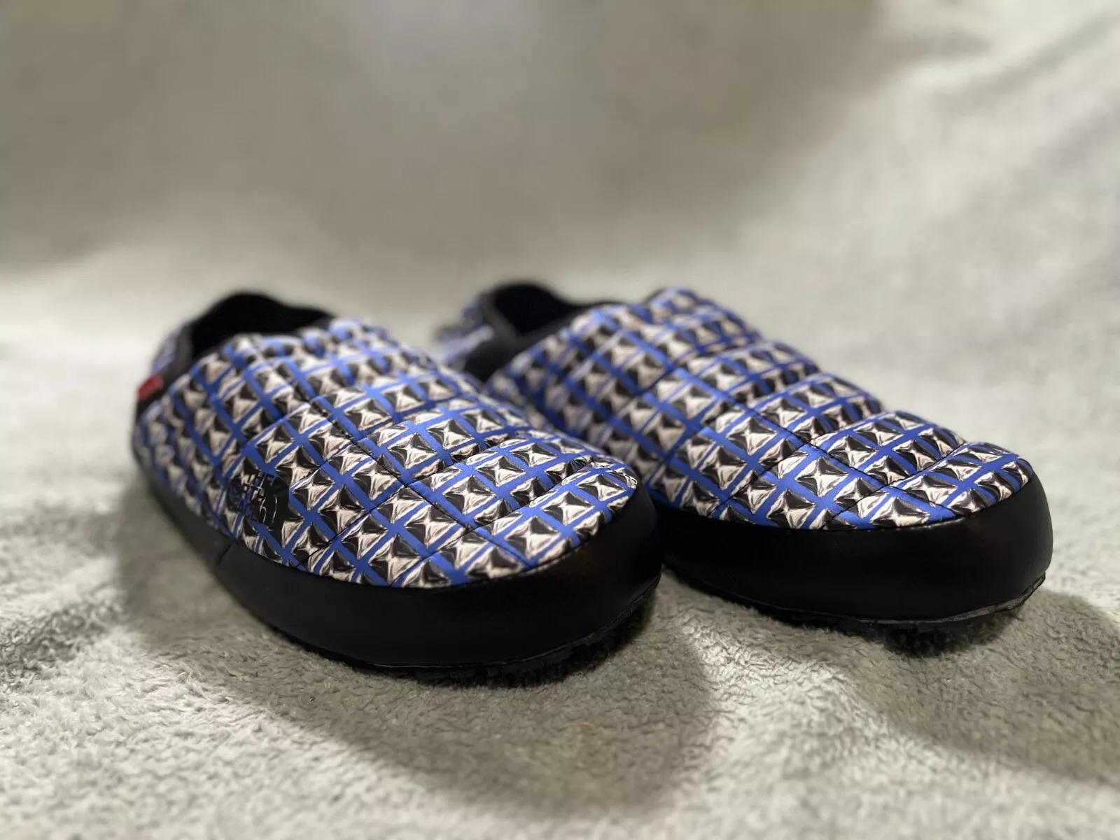 Mules de traction thermoball cloutées Supreme TNF bleu taille 11 face nord