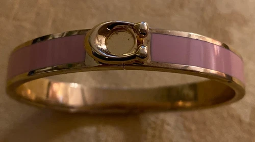 Bracciale con cerniera a spinta firmato Coach in stile oro rosa blush #128
