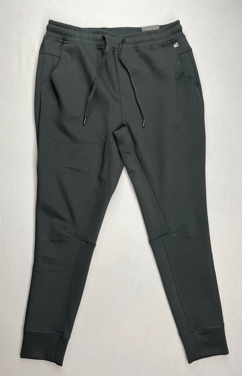 Kenneth Cole The Tech Jogger Active Pants Sz M - Moisture Wicking - UPF 50 - $79
Opens in a new wind