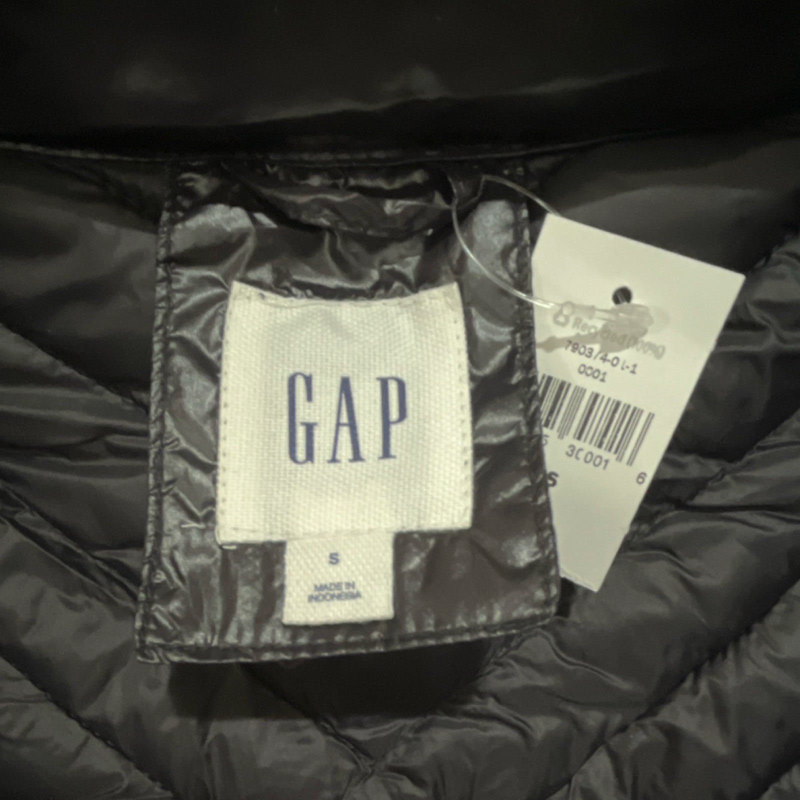 GAP Black Primaloft Coldcontrol Lite Stretch Puffer Vest Size S image 3