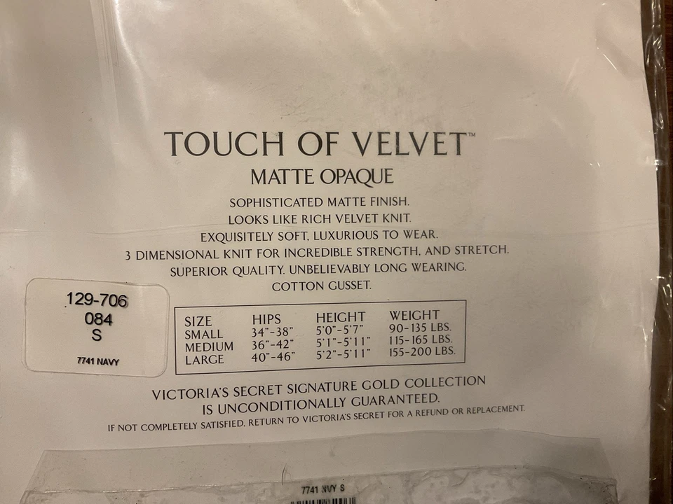 Pantimedias Victoria’s Secret Signature toque dorado de terciopelo azul marino talla pequeña nuevas con etiquetas Foto 4 de 4