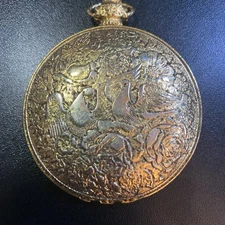 Vintage Max Factor Golden Lark Powder Compact – Gold Tone Vanity Locket Pendant