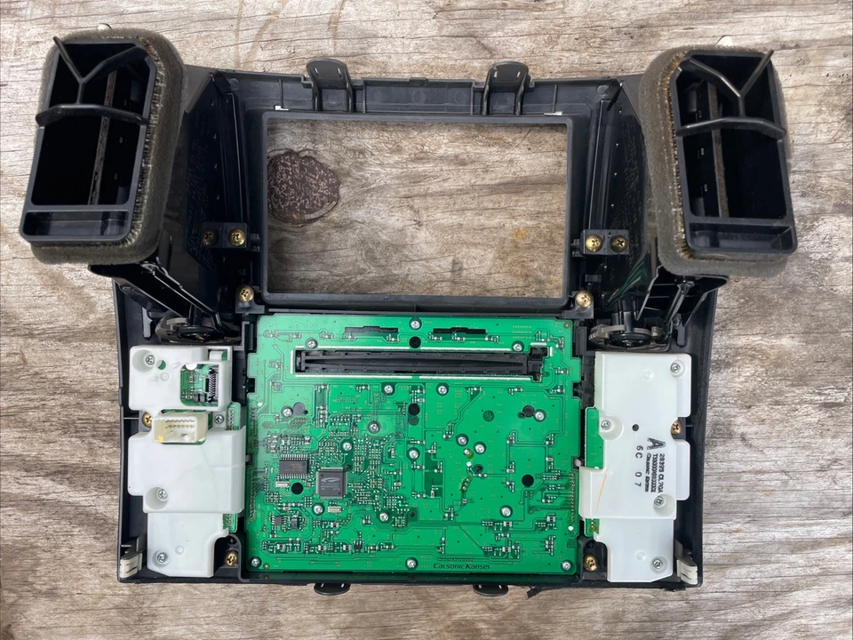 Infiniti FX35 FX45 2006-2008 navegación radio climatizador panel bisel embellecedor Foto 3 de 4