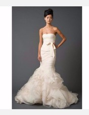 wedding dress size 6 pre owned