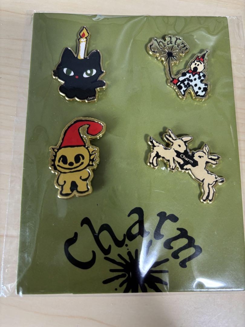 Clairo／Charm Pin Set Clairo/Charm Pin Set rare limited | eBay