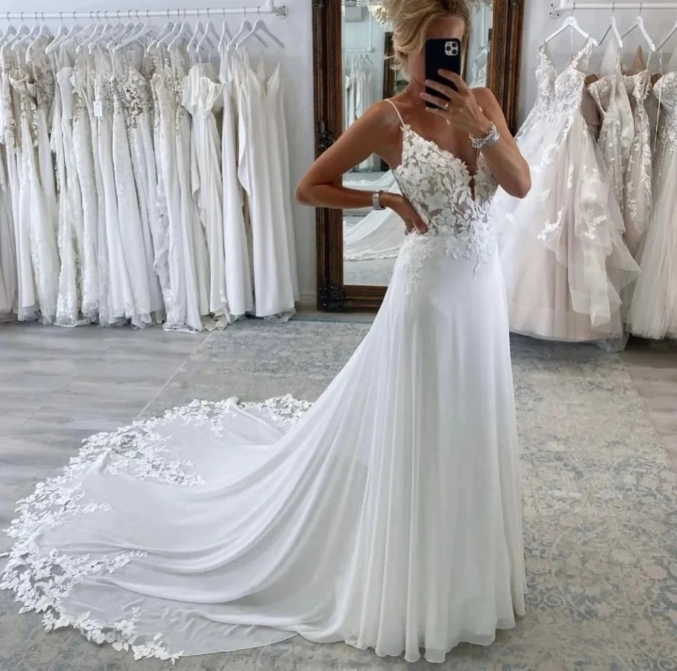 Vestidos de novia boho de playa con tirantes sin espalda apliques de encaje vestidos de novia Foto 2 de 4